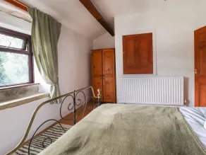 8 Lune Street - Room