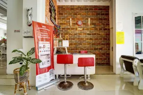 King Puntodewo Guesthouse RedPartner - Reception