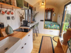 Gemütliches Landhaus mit Garten und Whirlpool - Zimmer