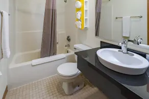 Motel 6-Drums - Room