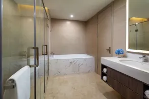 Ramada Encore by Wyndham Chongqing Yubei - Bathroom