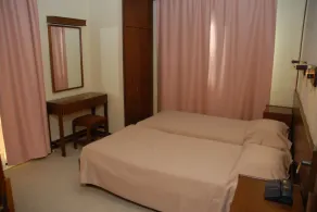 Niki Hotel Apartments - Chambre