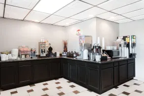 Super 8 by Wyndham Monteagle TN - Lobby