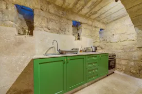 Room in Guest room - A Maltese Gem near Mdina - Private kitchen