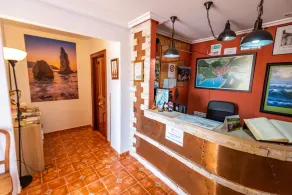 Apartamentos Cudillero - Indtjeknings-/udtjekningsautomat