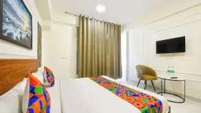 Hotel Golden Petals  - Zimmer