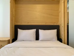 Minimalist Studio Room At Tokyo Riverside Pik 2 Apartment - Chambre