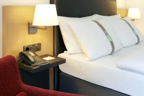 FOUR Essen City Centre - Room