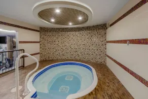 Best Western Premier Denham Inn & Suites - Piscine