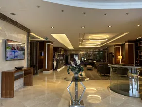 Doubletree by Hilton Izmir Karsiyaka - Reception