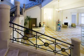 Károlyi Kastély Hotel & Restaurant - Recepción