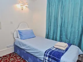 Brentwood Villa Bed and Breakfast - Room