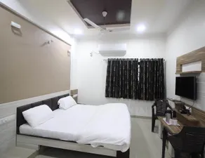 Shree Hotel - Chambre