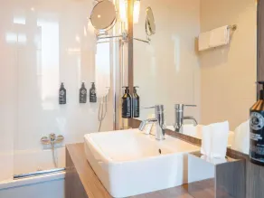 Le Splendid Hotel Lac D'Annecy - Handwritten Collection - Bagno