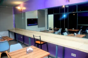 Five Clover Inn Abijo - Restaurant