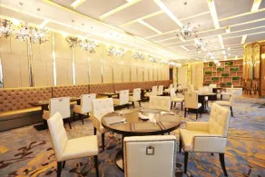 Menshine Gloria Plaza Hotel - Restaurant