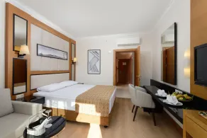Aydinbey Famous Resort - Ultra All Inclusive - Rom