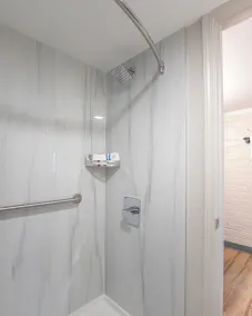 Economy Suites Springfield - Extended Stay - Badezimmer