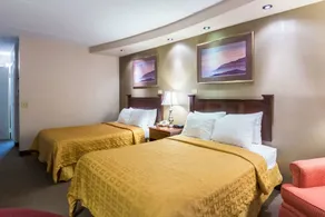 Plaza Inn & Suites - Room