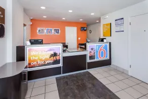 Motel 6-Rosemead, CA - Los Angeles - Hall