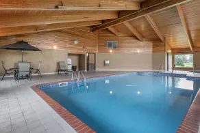 SureStay Plus Hotel by Best Western Litchfield - Pool