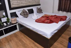 Qadri Hotel and Restaurant !! Just 5 Mints from Dargah !! - Room