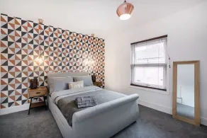 Cambridge House - Modern 2 Bedroom House, Close to Luton Airport & Town Centre - Room