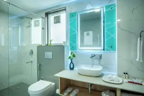 Inde Hotel Golf Course Extension - Bathroom