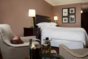 Sheraton DFW Airport Hotel - Habitación