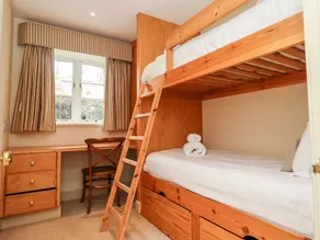 Harness Lodge - Room