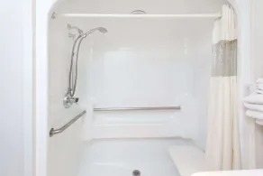 Baymont by Wyndham Smyrna - Salle de bain