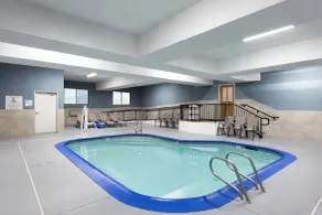 Holiday Inn Express Redding North by IHG - Piscine