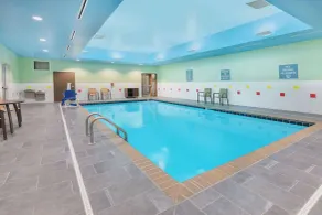 La Quinta Inn & Suites by Wyndham Jackson-Cape Girardeau - Piscine