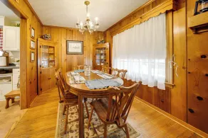 Walk to Edinboro Lake: Cozy Cottage w/ Porch! - Interior