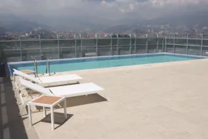 La Quinta by Wyndham Medellin - Pool