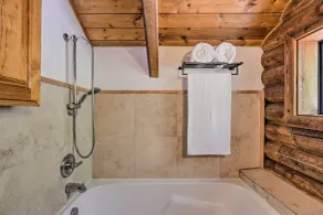 Provo Cabin w/ Mountain Views, Babbling Creek - Interiør
