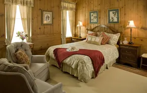 1906 Pine Crest Inn - Zimmer