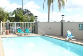La Quinta by Wyndham Lakeland East - Piscine