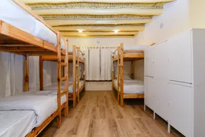 Raybo Hostel - Serene stay with 5 mins walk from the main market - Rum