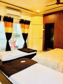 Hotel Pallav Guest House Ujjain - Room