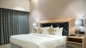 Clarks Inn Suites Kangra - Habitación