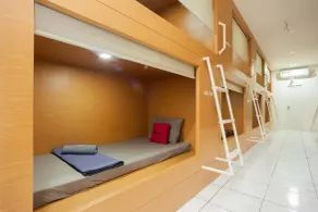 RedDoorz Hostel near Taman Puring - Chambre