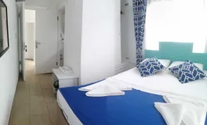 Lacivert Otel Akyaka - Room