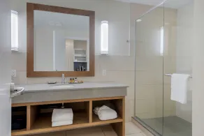 Best Western Plus Sawridge Suites - Salle de bain