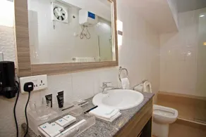 Riviera Suites - Badezimmer