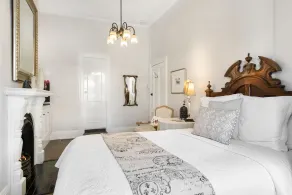 Captains Retreat Apartments and Cottages - Room