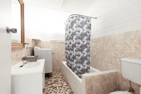 Shoalhaven Heads Motel - Bathroom