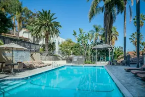 Catalina Canyon Inn - Piscine