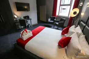 The Bryson Hotel - Chambre