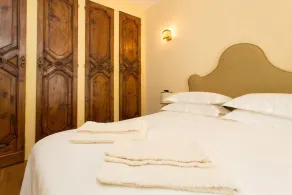 Beautiful Villa, Wifi, Bbq, Private Garden, Short Walk to Lakeside, Beach and Restaurants - Zimmer